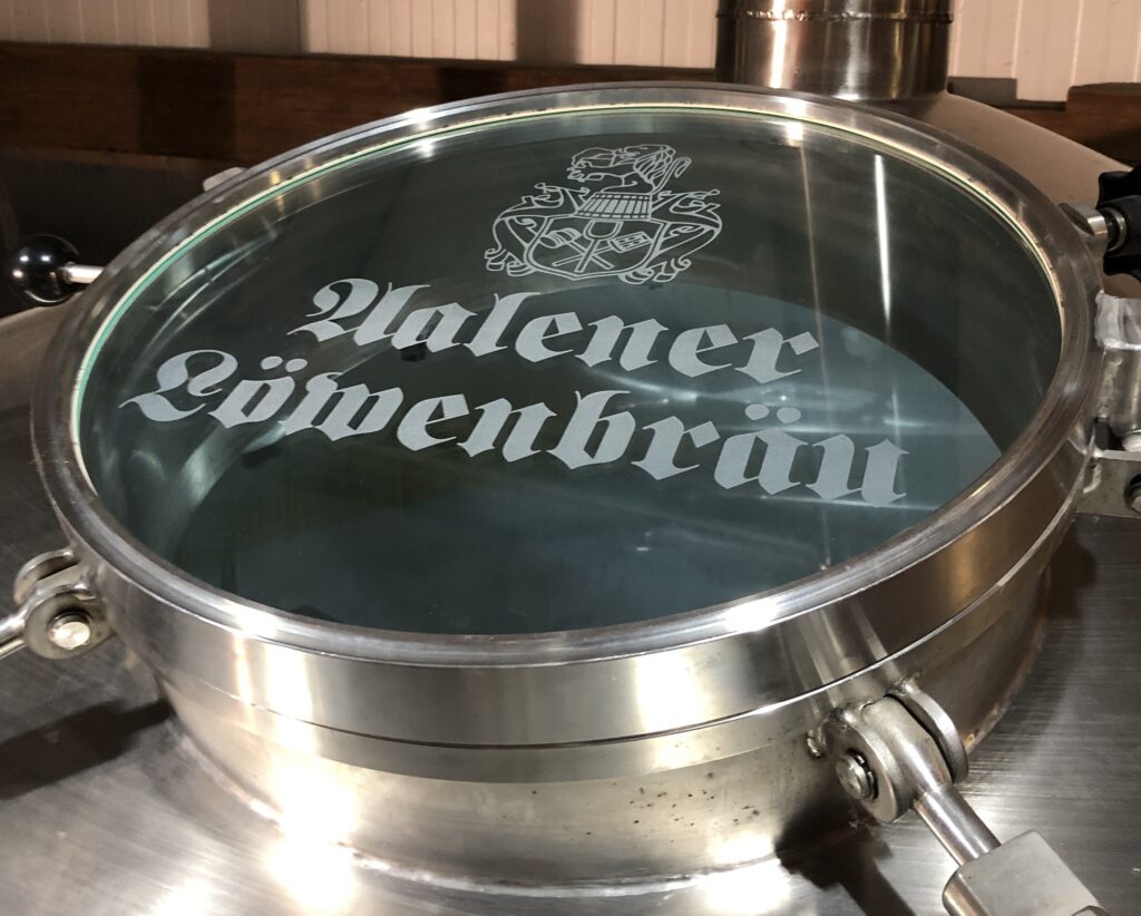 Kesseldeckel der neuen Brauanlagen